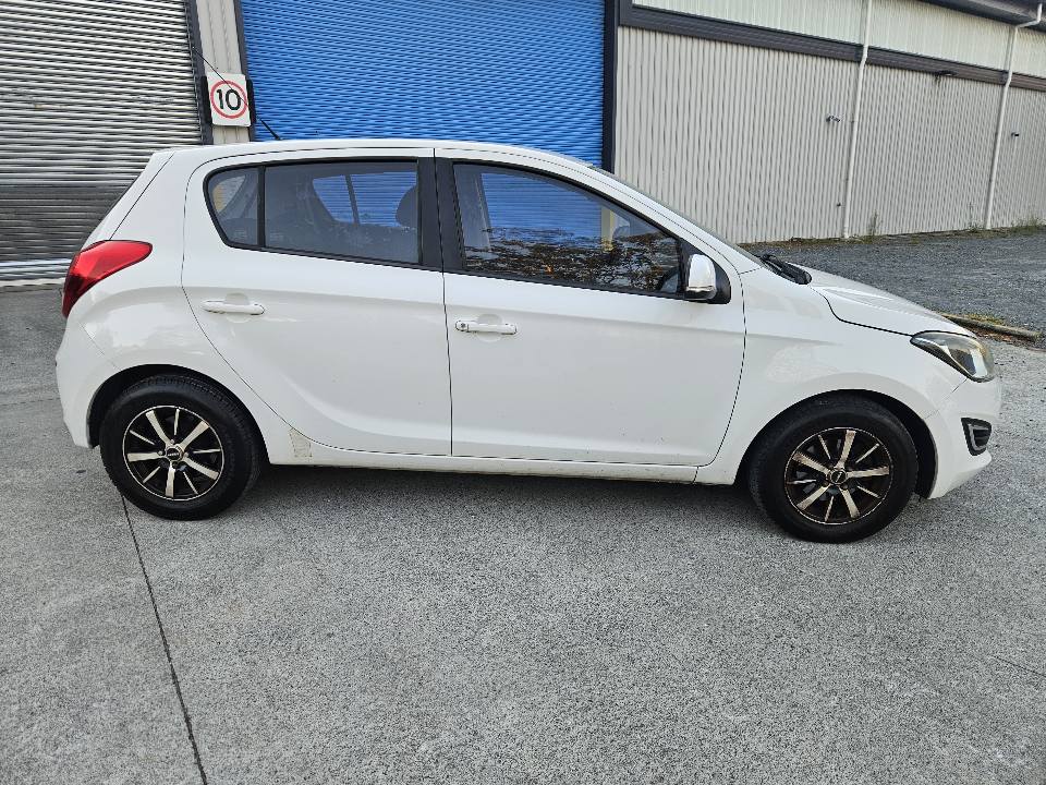 2014 i206.jpg